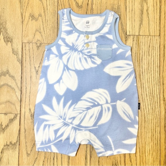 Baby Gap Baby Palm Tree Graphic Shorty One Piece Size 6-12 Months - Picture 1 of 9